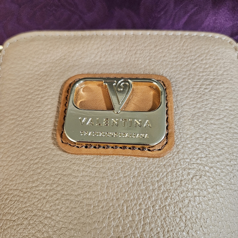 Valentina Pebble Leather Crossbody Phone Case Purse NWT - Picture 3 of 13
